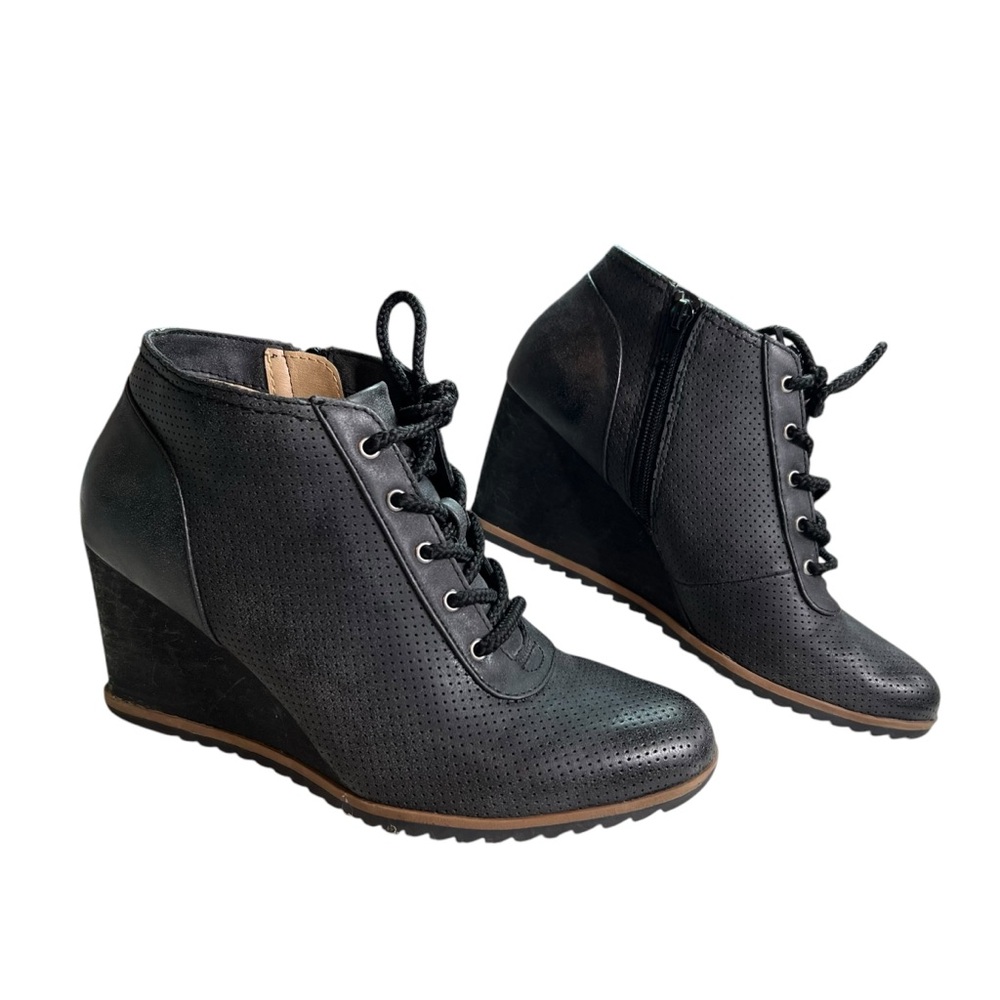 SOUL Naturalizer Wedge Ankle Booties Lace Up Comfort Cushioned